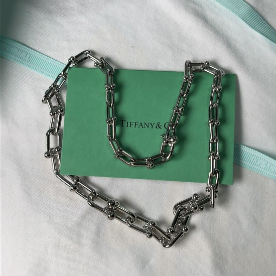 Tiffany & Co.Silver U-shaped Horseshoe Interlocking Clavicle Necklace For Women And Men Pendant Jewellery Tiffany & Co.Silver U-shaped Horseshoe Interlocking Clavicle Necklace For Women And Men Pendant Jewellery